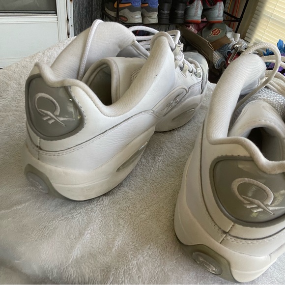 Reebok Question low size 11.5 - Picture 3 of 4
